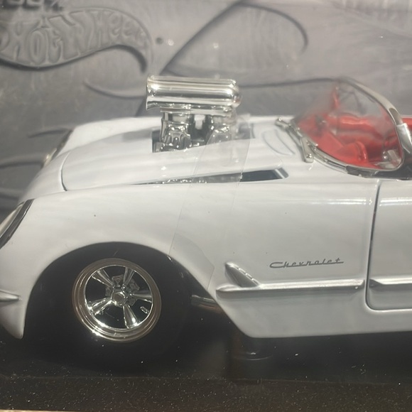 Hot Wheels - Picture 2 of 9